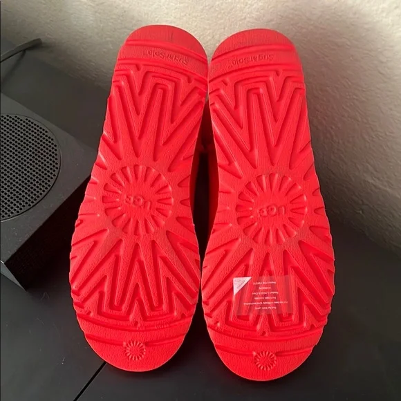 Vibrant Red UGG Women's Classic Mini II Boot - Picture 3 of 4